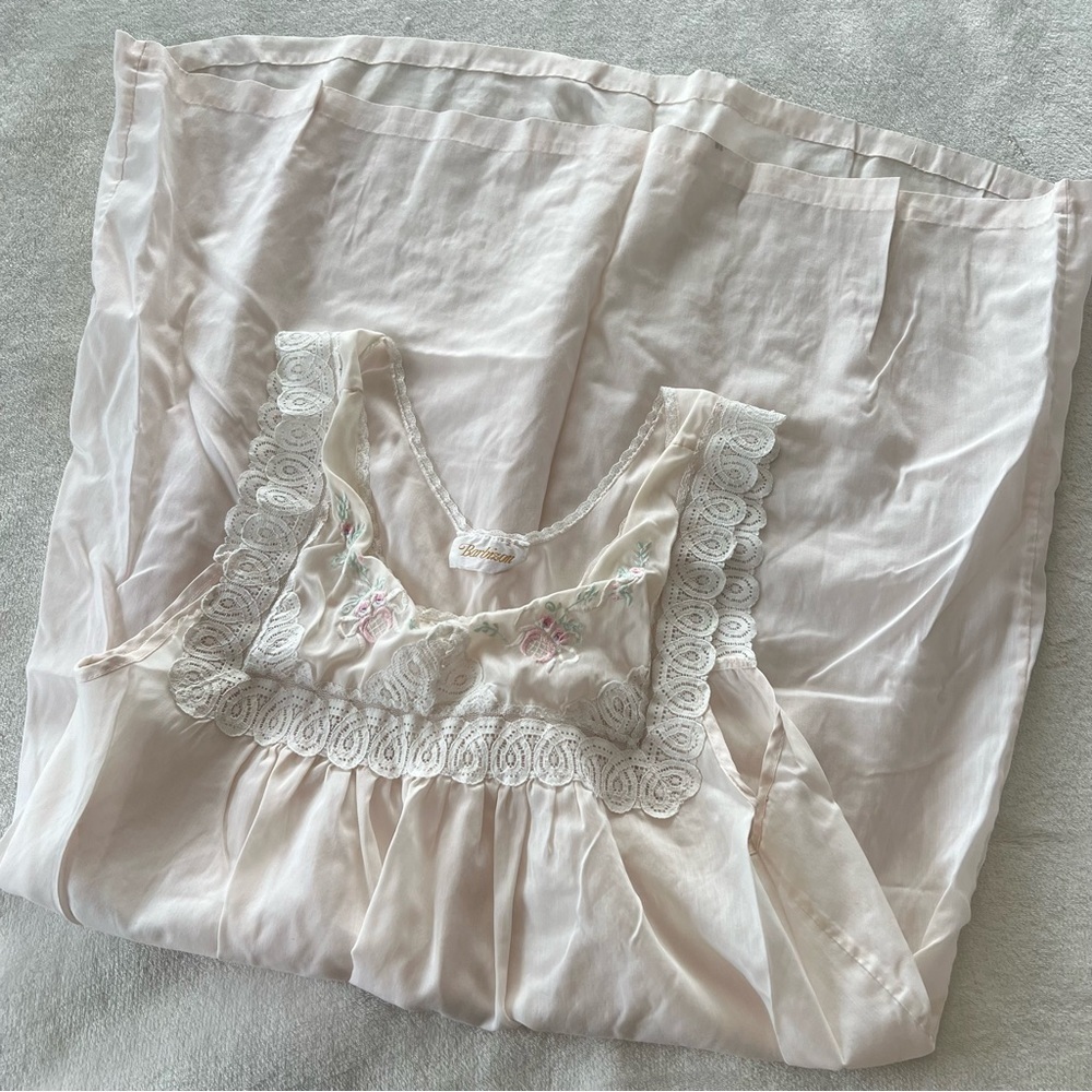 Vintage Barbizon Faint Pink Nightgown House Dress